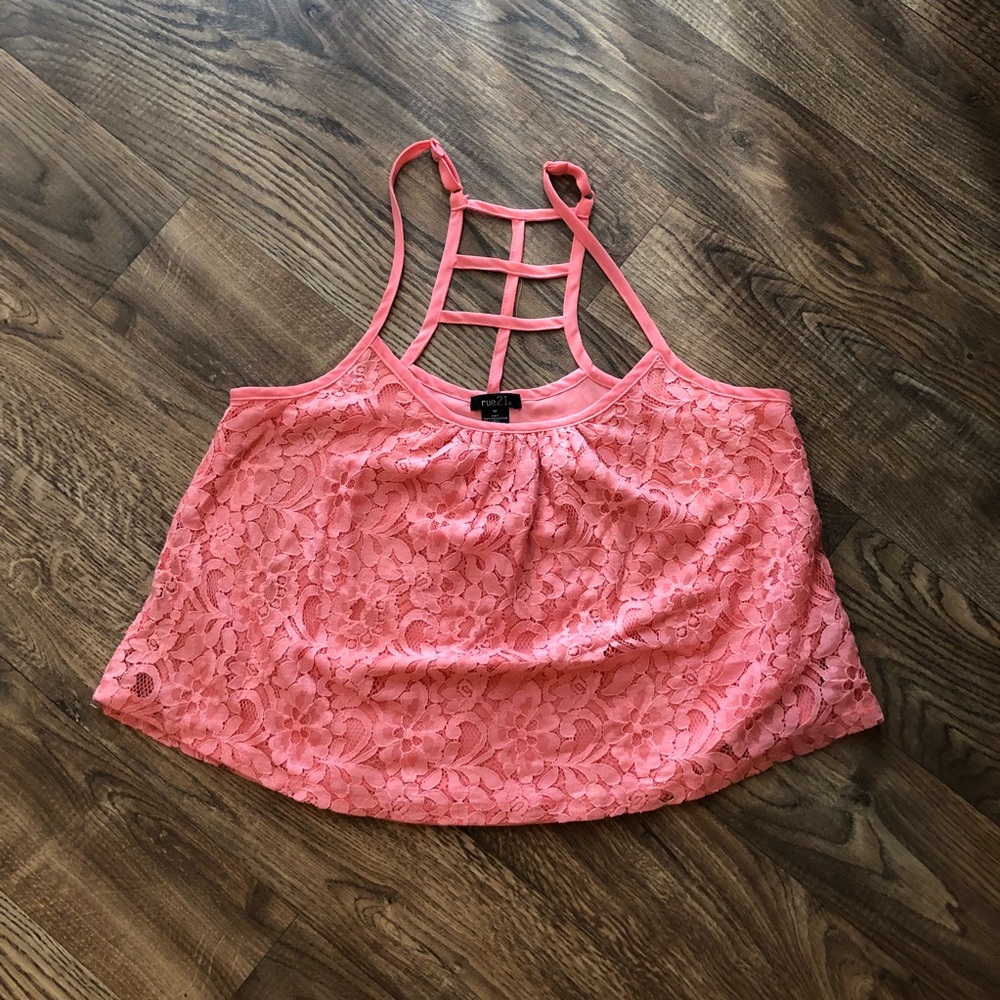 Coral Floral Lace Crop Top!!🌅🎊🛍🎉